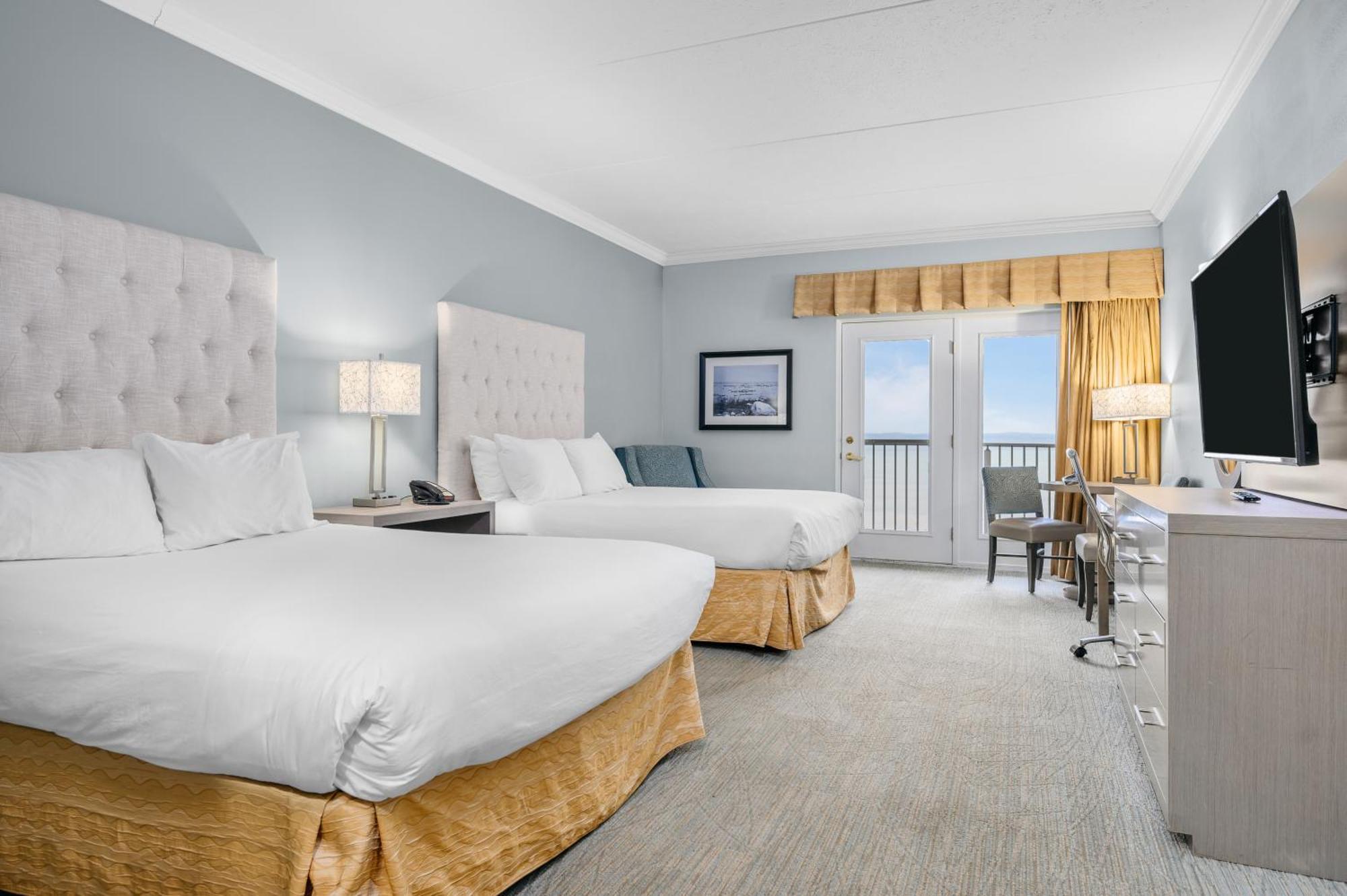 Cherry Tree Inn & Suites Traverse City Exteriör bild