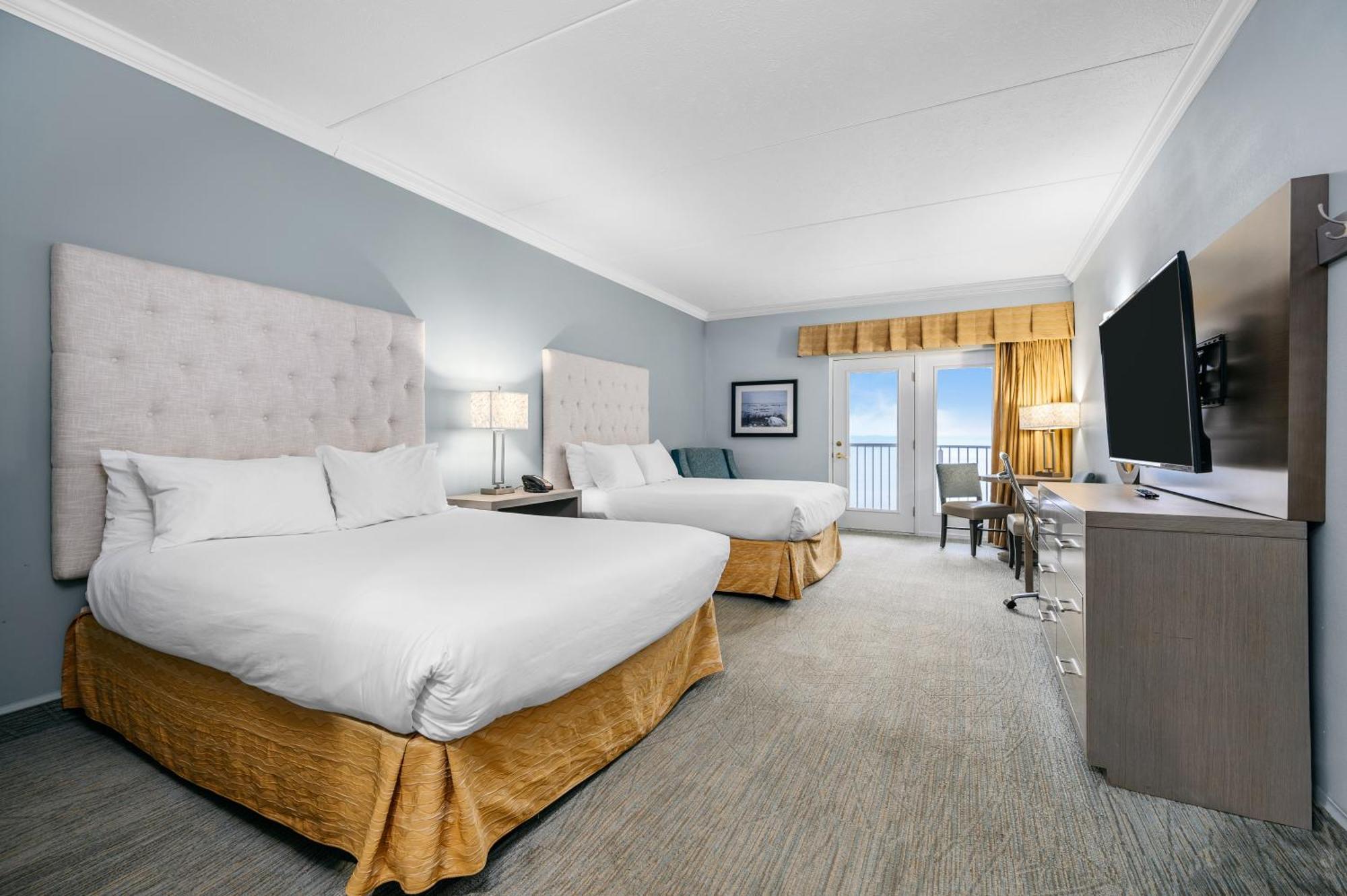 Cherry Tree Inn & Suites Traverse City Exteriör bild